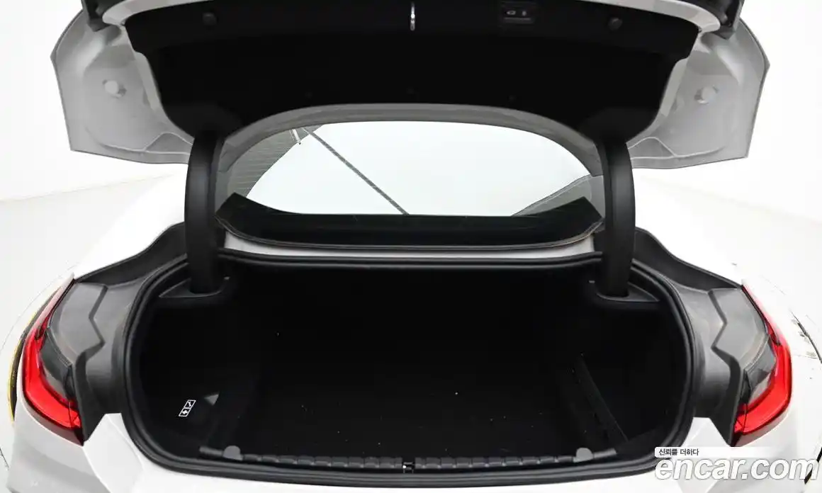 BMW 8-Series 2024 4.4 Автомат в Москве № 930905, фото 20