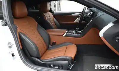 BMW 8-Series 2024 4.4 Автомат в Москве № 930905, миниатюра 10