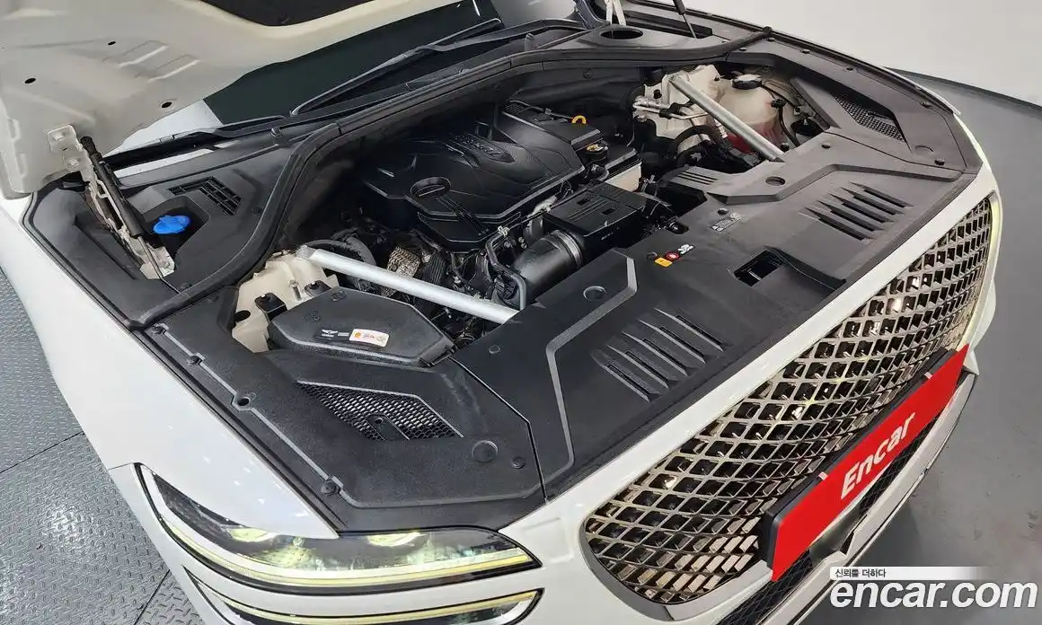 Genesis GV70 2022 2.5 Автомат в Москве № 931024, фото 5