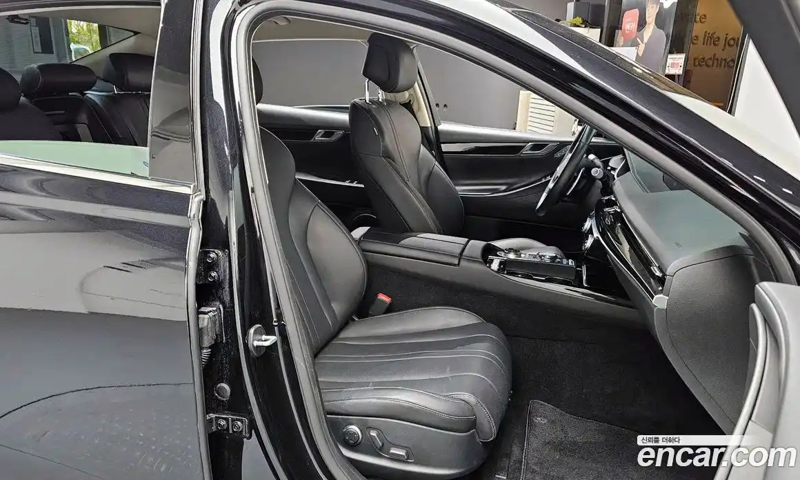 Genesis G80 2023 2.5 Автомат в Москве № 931034, фото 12