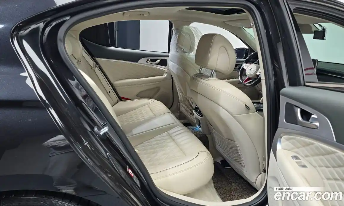 Genesis G70 2017 3.3 Автомат в Москве № 931156, фото 11