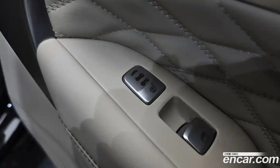 Genesis G70 2017 3.3 Автомат в Москве № 931156, фото 17