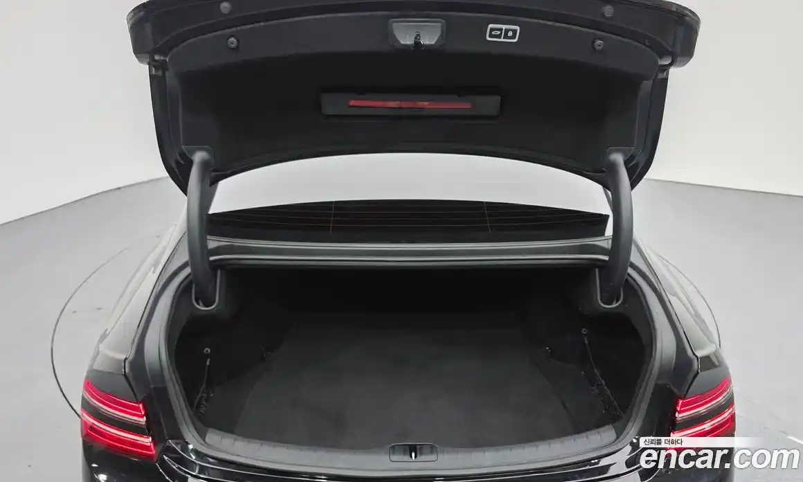 Genesis G80 2023 2.5 Классический в Москве № 931194, фото 20