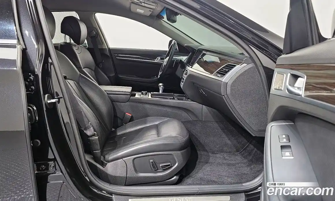 Genesis G80 2018 3.3 Автомат в Москве № 931311, фото 11