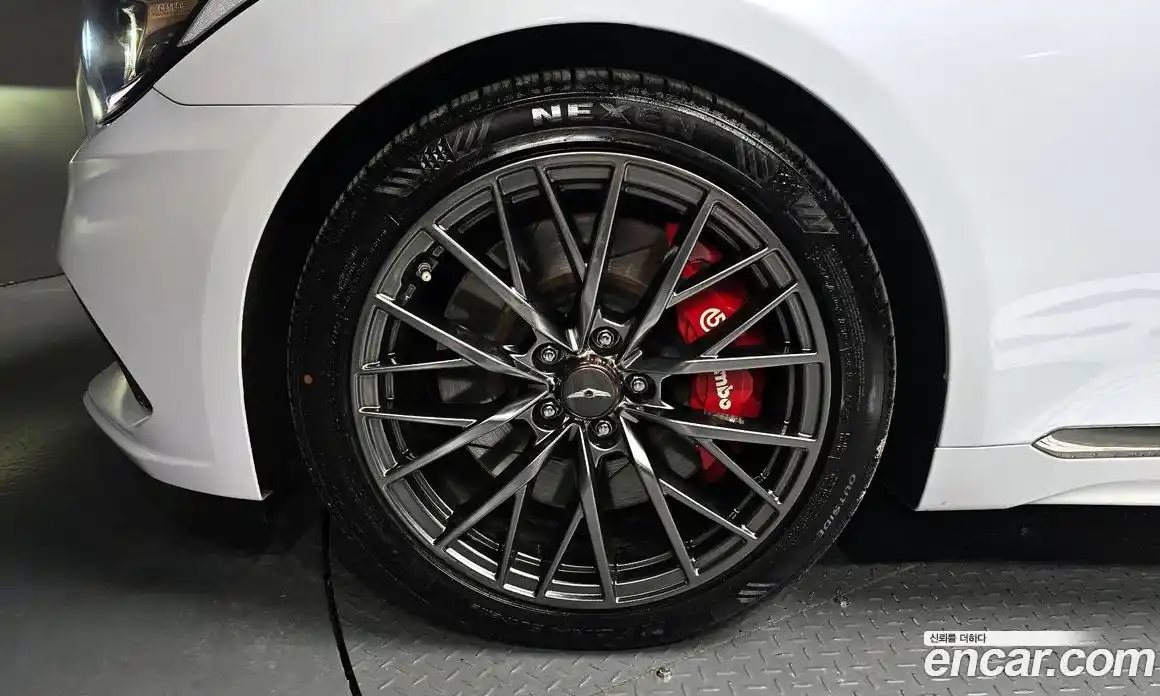 Genesis G80 2017 3.3 Автомат в Москве № 931330, фото 5