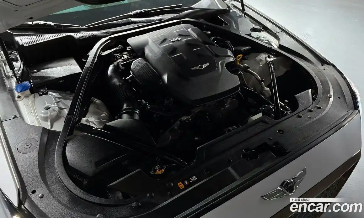 Genesis G80 2017 3.3 Автомат в Москве № 931330, фото 6