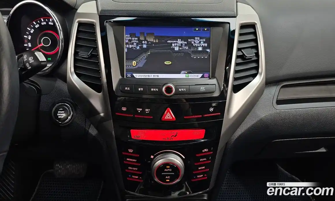 SsangYong TIBOLI 2016 1.6 Автомат в Москве № 931754, фото 13