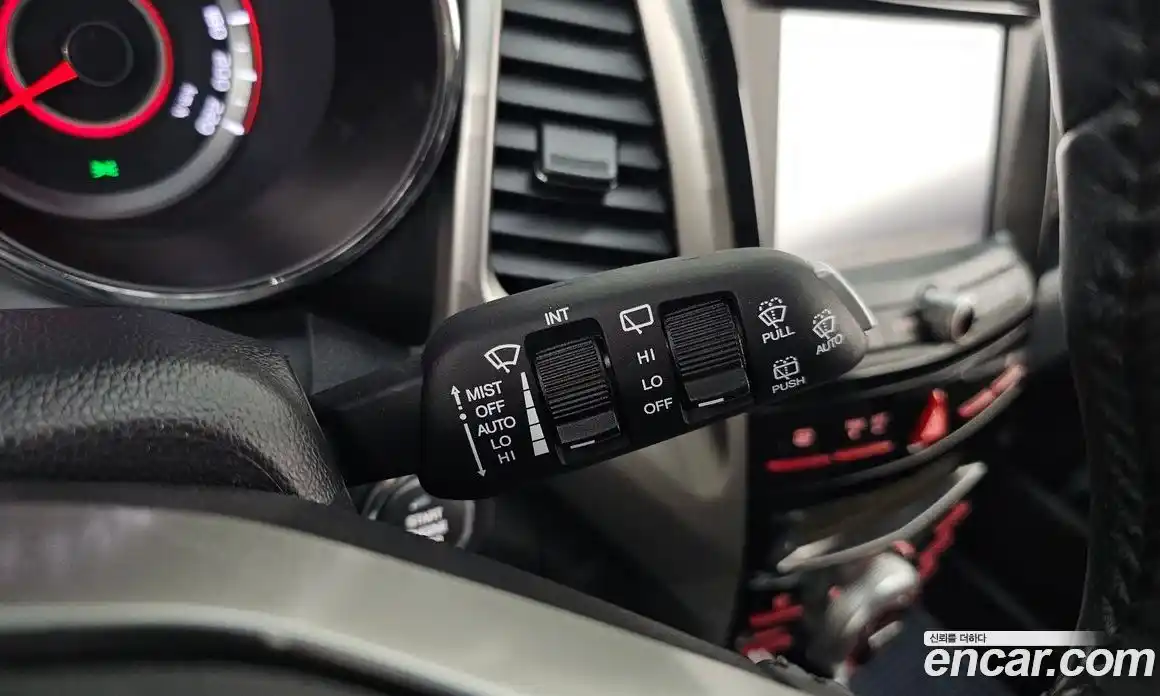 SsangYong TIBOLI 2016 1.6 Автомат в Москве № 931754, фото 16