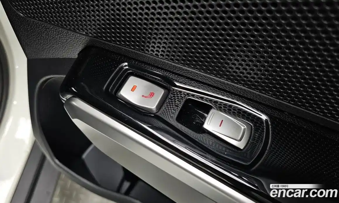 SsangYong TIBOLI 2016 1.6 Автомат в Москве № 931754, фото 18