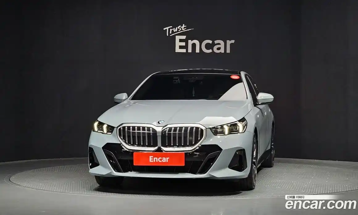 BMW 5-Series 2025 2.0 гидро в Москве № 932143, фото 3