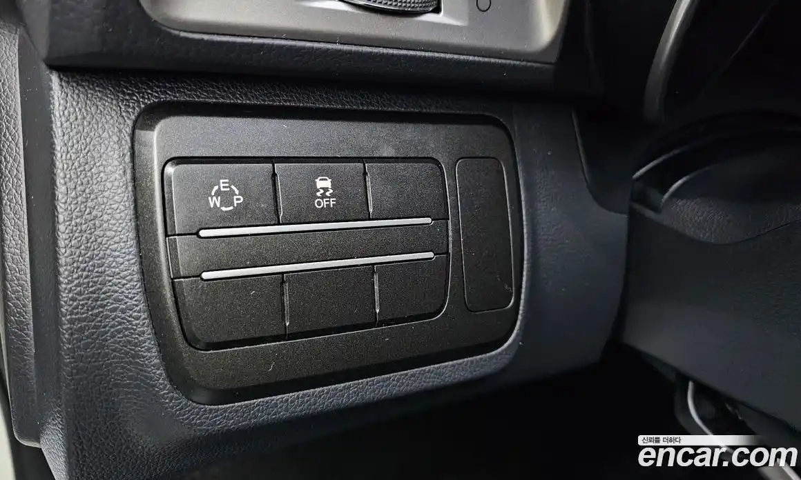 SsangYong TIBOLI 2016 1.6 Автомат в Москве № 932652, фото 17