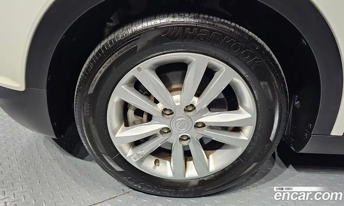 SsangYong TIBOLI 2016 1.6 Автомат в Москве № 932652, фото 5