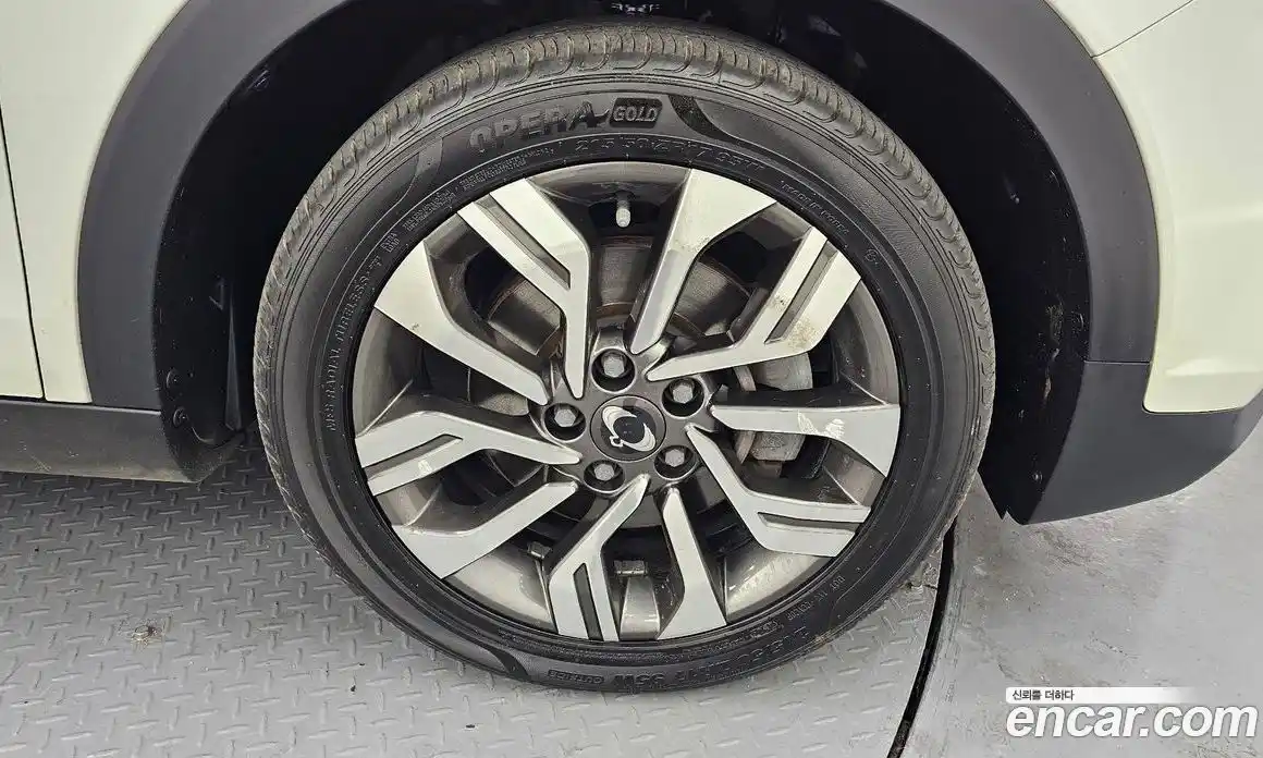 SsangYong TIBOLI 2019 1.6 Автомат в Москве № 932844, фото 4