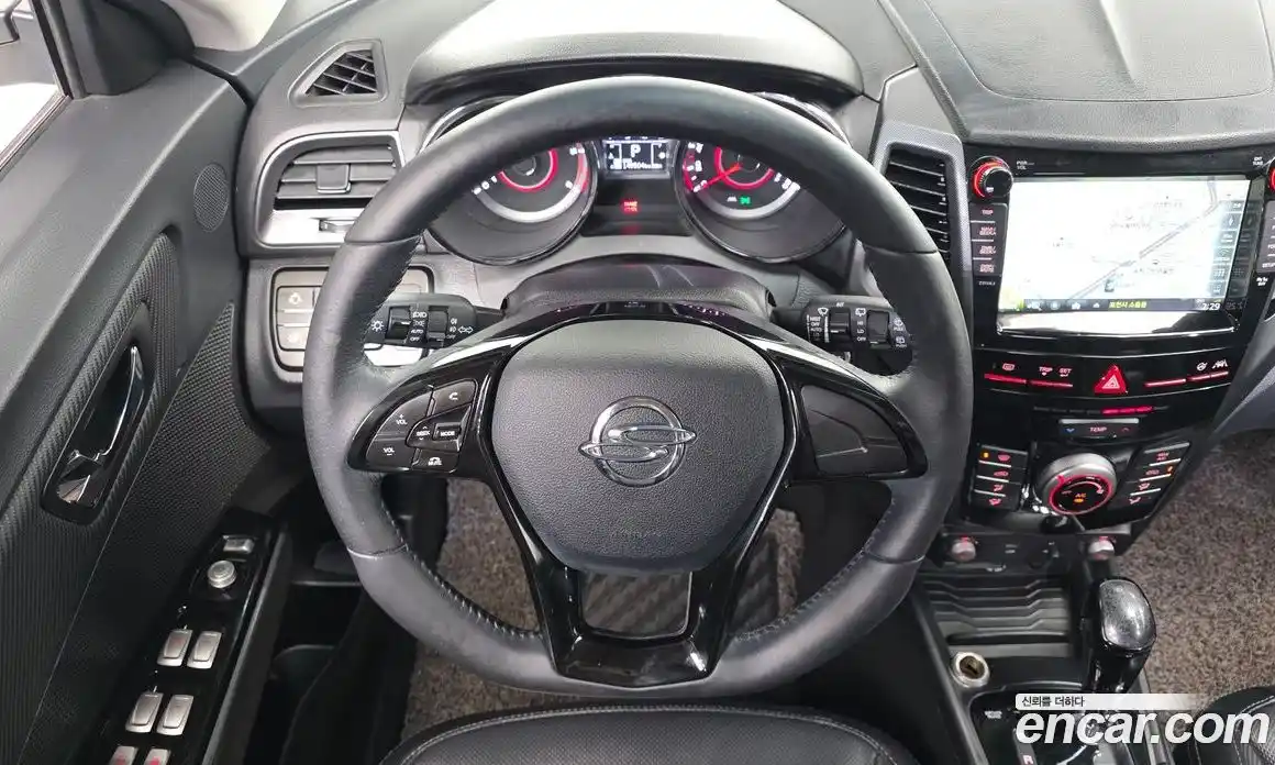 SsangYong TIBOLI 2016 1.6 гидро в Москве № 933311, фото 13