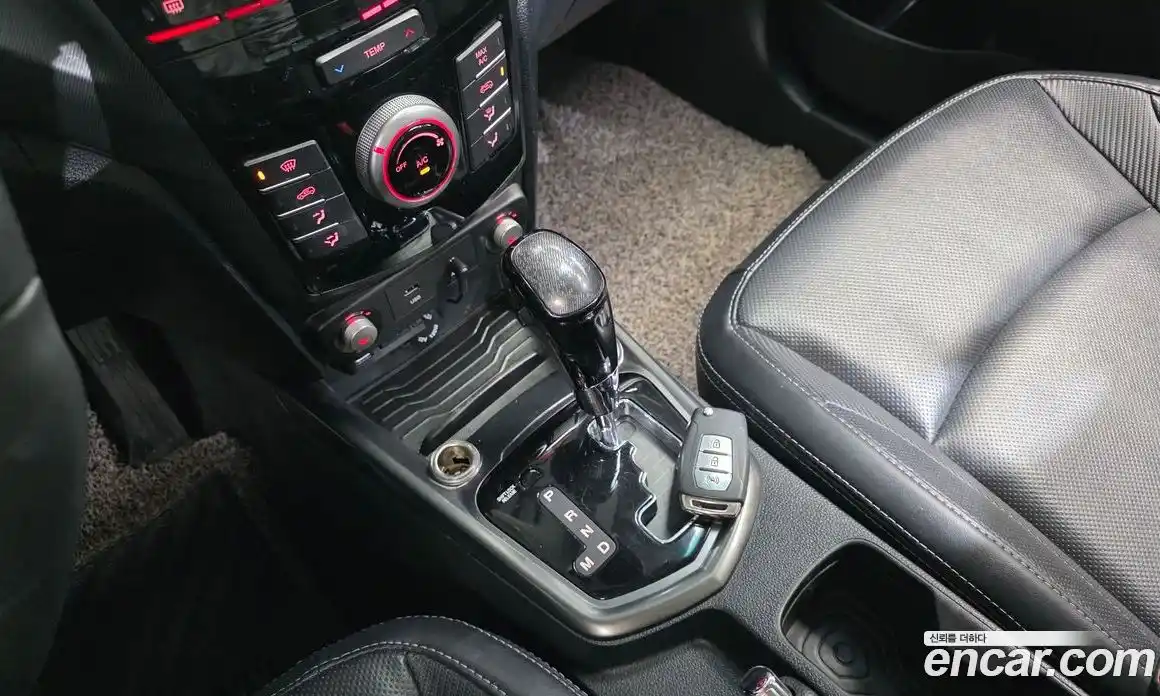 SsangYong TIBOLI 2016 1.6 гидро в Москве № 933311, фото 9