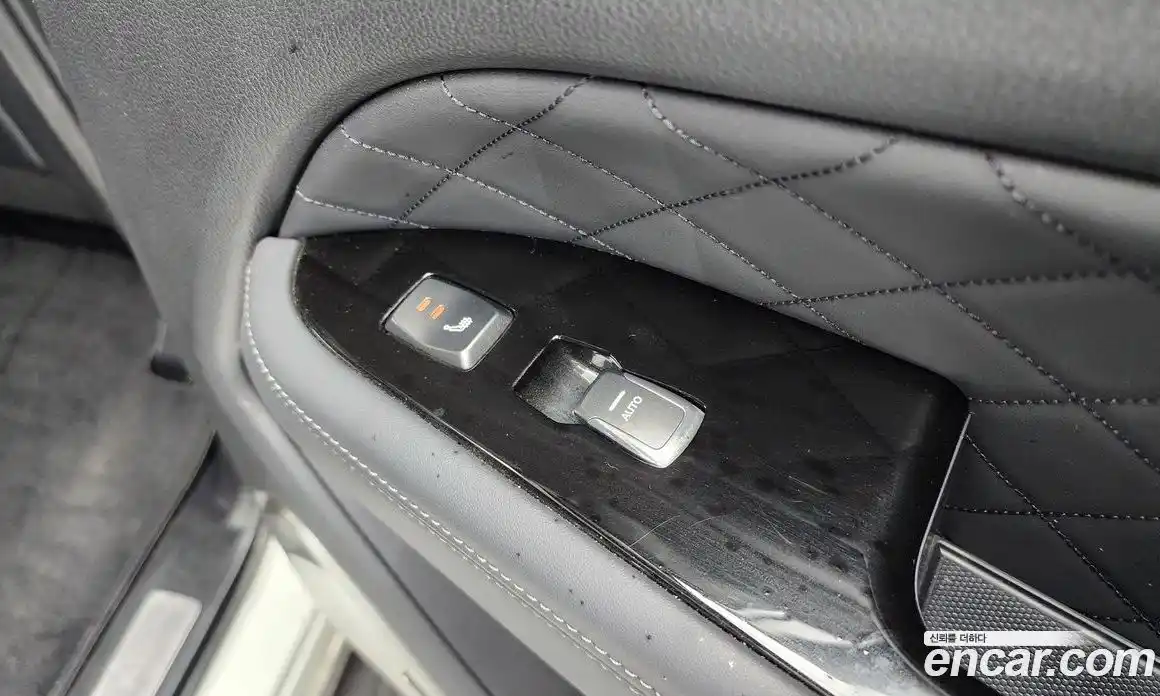 SsangYong Rexton 2017 2.2 Автомат в Москве № 933576, фото 19