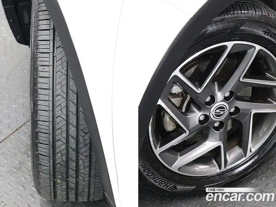 SsangYong TIBOLI 2021 1.5 Автомат в Москве № 933886, фото 20