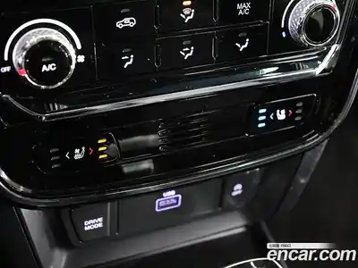 SsangYong TIBOLI 2021 1.5 Автомат в Москве № 933886, миниатюра 10