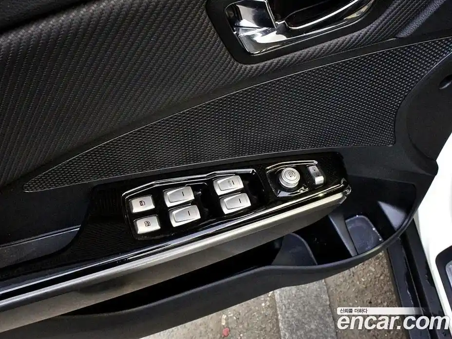 SsangYong TIBOLI 2017 1.6 Автомат в Москве № 934062, фото 13