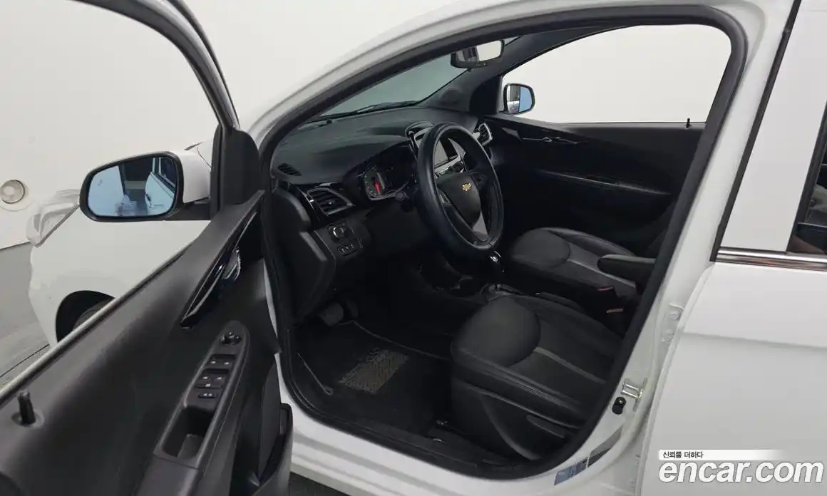 Chevrolet Spark 2022 1.0 гидро в Москве № 934325, фото 10