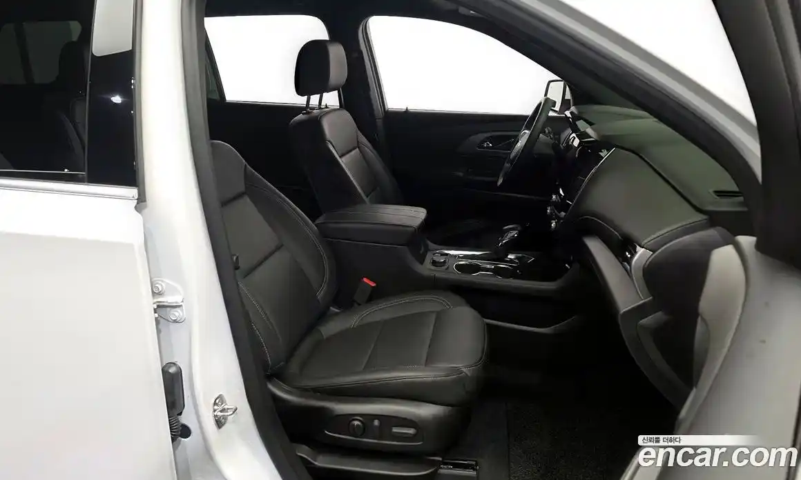 Chevrolet Traverse 2023 3.6 Автомат в Москве № 934388, фото 11