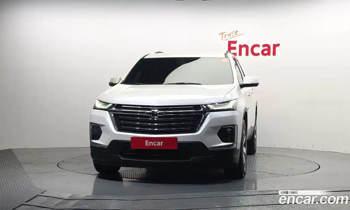 Chevrolet Traverse 2023 3.6 Автомат в Москве № 934388, фото 3