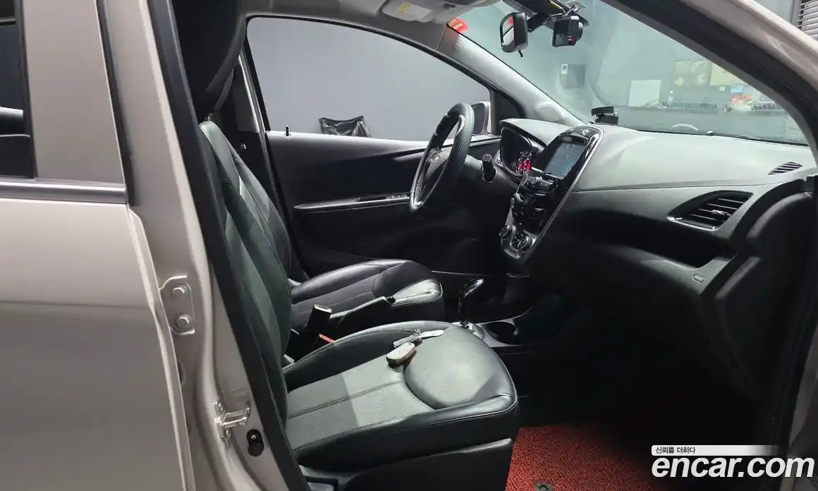 Chevrolet Spark 2018 1.0 Автомат в Москве № 934561, фото 10