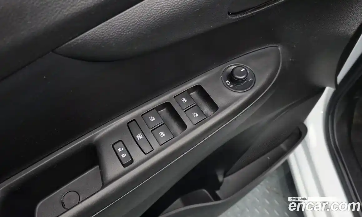 Chevrolet Spark 2016 1.0 Автомат в Москве № 934600, фото 19