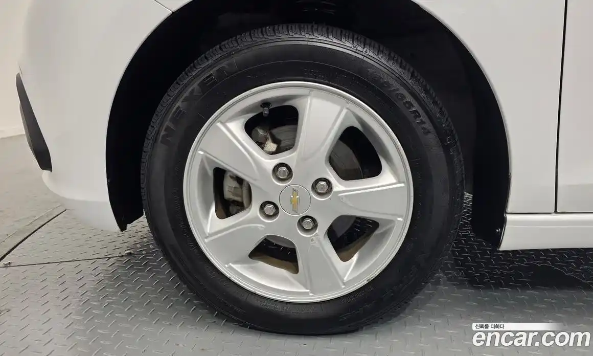 Chevrolet Spark 2016 1.0 Автомат в Москве № 934600, фото 5