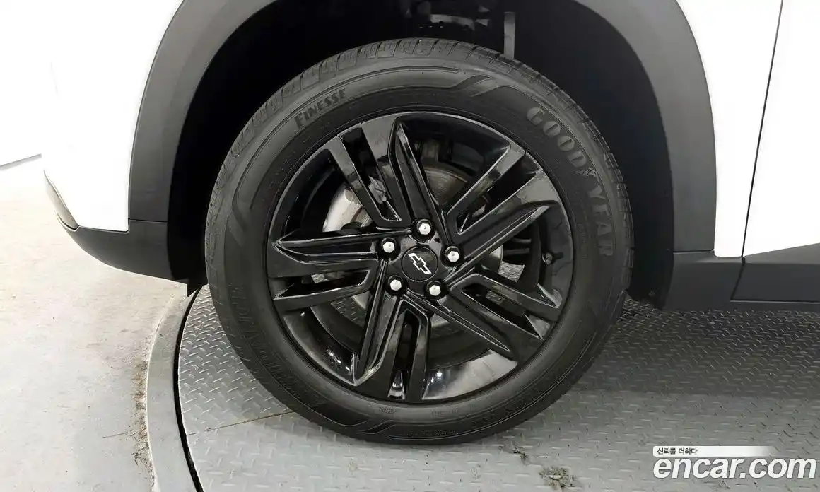 Chevrolet Trax 2023 1.2 гидро в Москве № 934703, фото 5