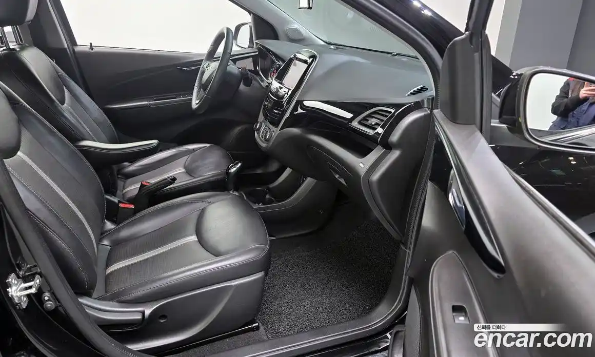 Chevrolet Spark 2020 1.0 гидро в Москве № 934778, фото 10
