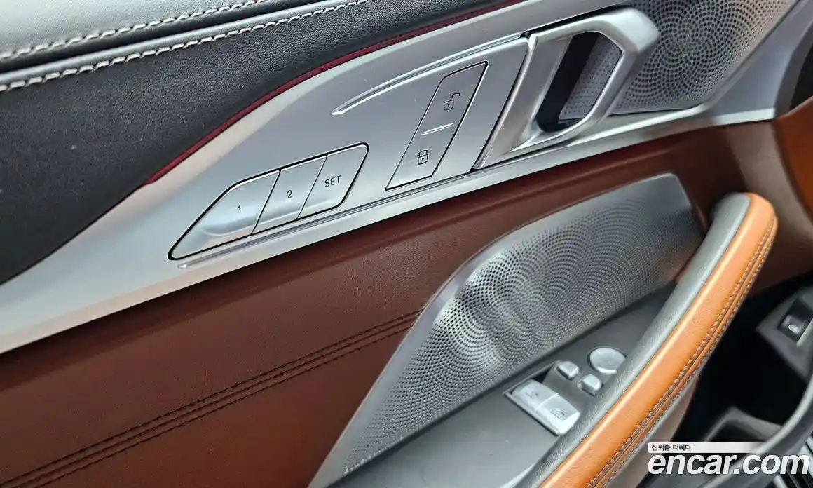 BMW 8-Series 2024 4.4 Автомат в Москве № 934828, фото 17