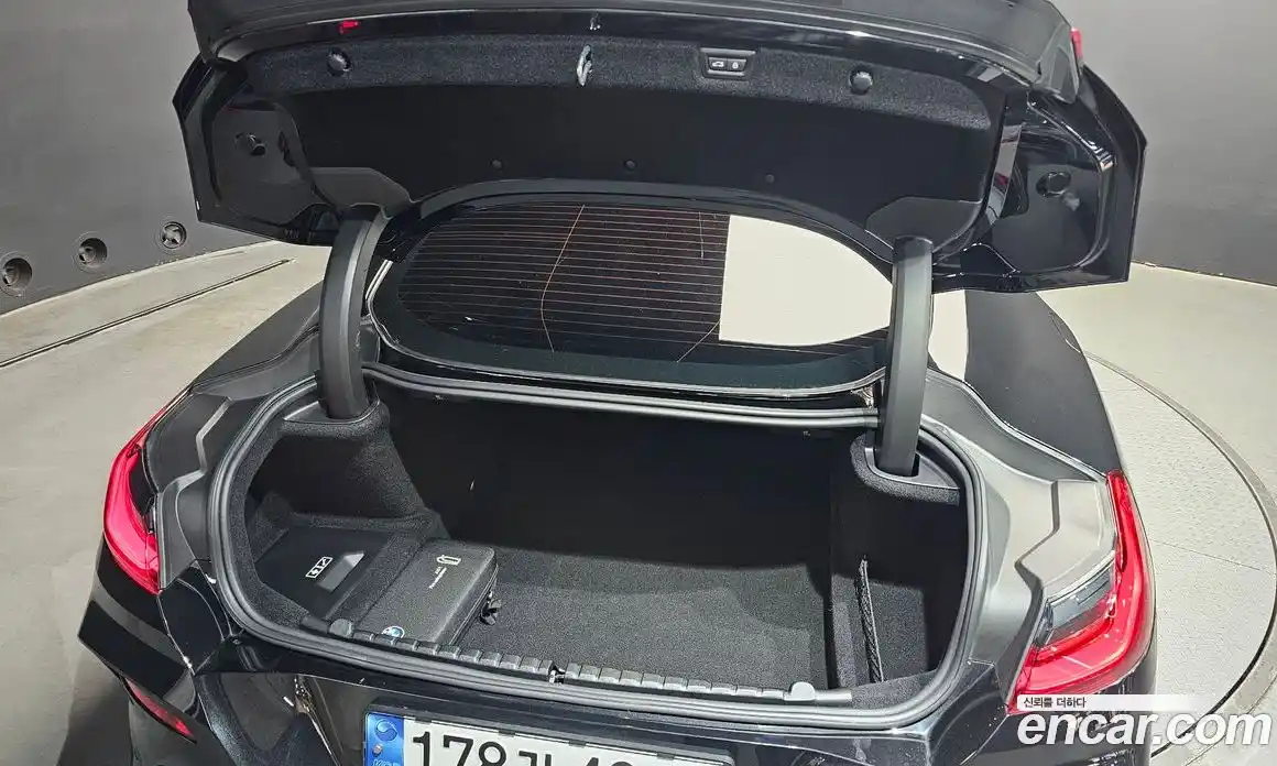 BMW 8-Series 2024 4.4 Автомат в Москве № 934828, фото 20