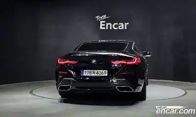 BMW 8-Series 2024 4.4 Автомат в Москве № 934828, миниатюра 4