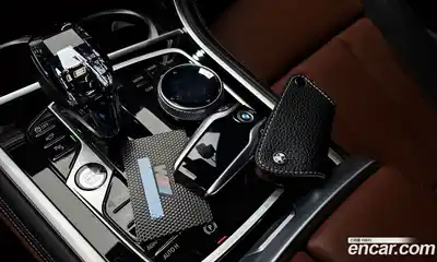 BMW 8-Series 2024 4.4 Автомат в Москве № 934828, миниатюра 9