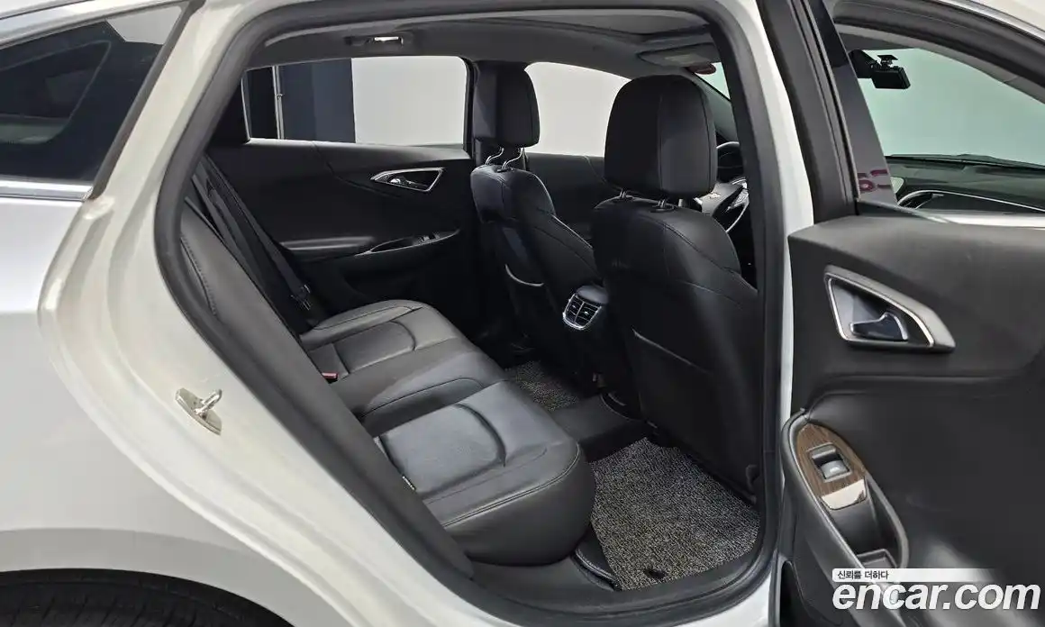 Chevrolet Malibu 2016 1.5 Автомат в Москве № 935158, фото 12