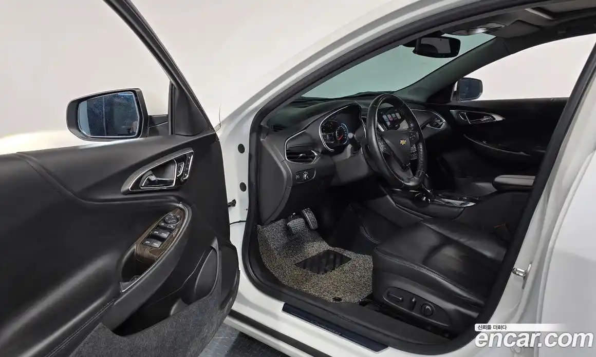 Chevrolet Malibu 2016 1.5 Автомат в Москве № 935158, фото 10