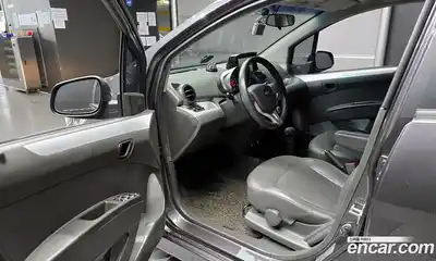 Chevrolet Spark 2014 1.0 гидро в Москве № 935192, миниатюра 11