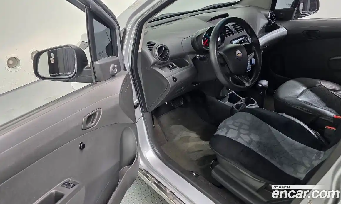 Chevrolet Spark 2013 1.0 гидро в Москве № 935722, фото 11