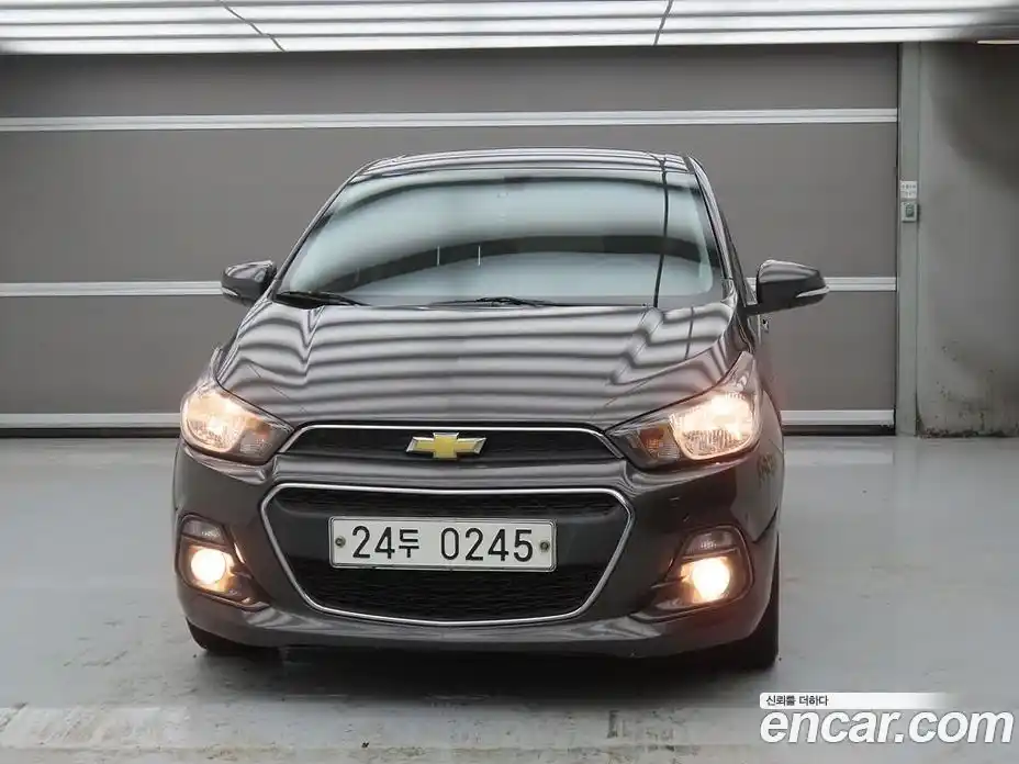 Chevrolet Spark 2015 1.0 гидро в Москве № 935855, фото 3