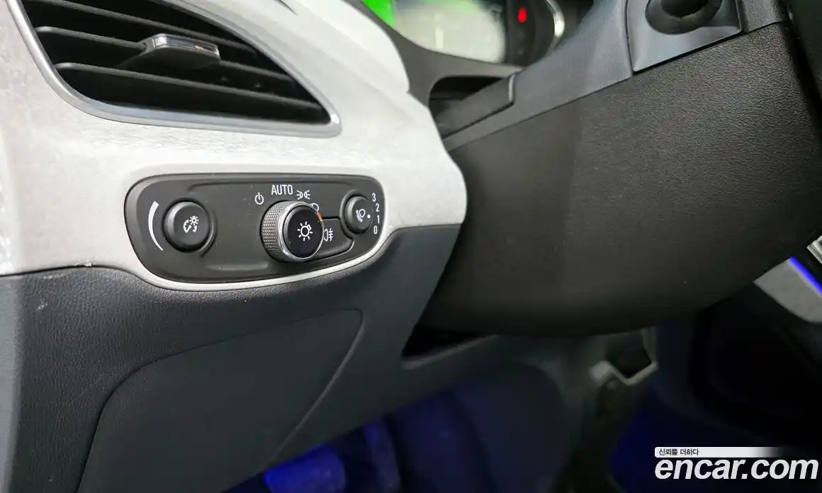 Chevrolet Bolt EV 2019 0.2 Автомат в Москве № 936425, фото 15