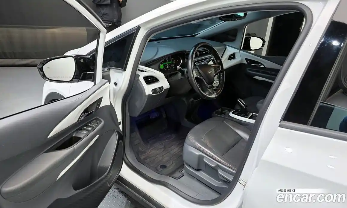 Chevrolet Bolt EV 2019 0.2 Автомат в Москве № 936425, фото 10