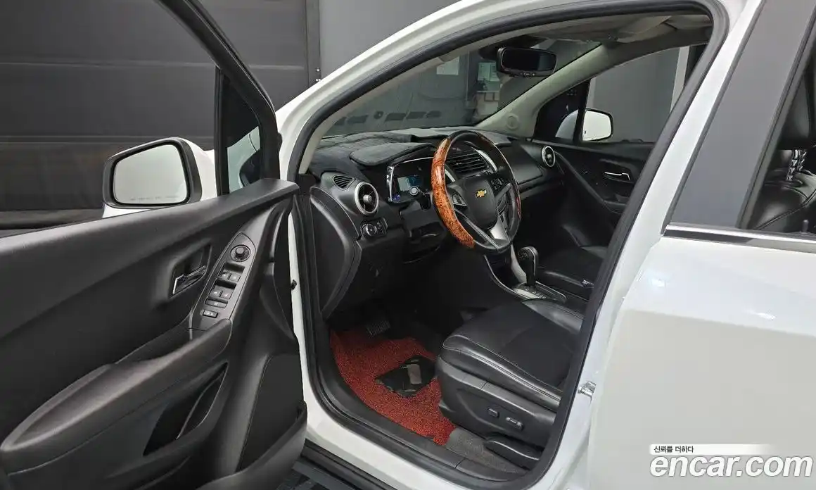Chevrolet Trax 2015 1.4 Автомат в Москве № 936446, фото 10