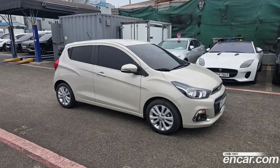 Chevrolet Spark 2016 1.0 Автомат в Москве № 936787, фото 3