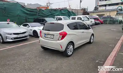 Chevrolet Spark 2016 1.0 Автомат в Москве № 936787, миниатюра 4