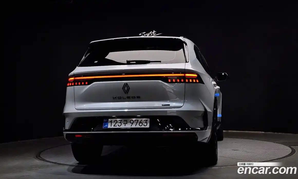 Renault Grand Koleos 2025 1.5 Автомат в Москве № 937043, фото 4