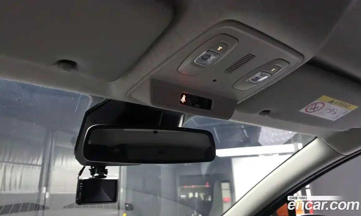 Renault Zoe 2021 0.2 Автомат в Москве № 937341, фото 19