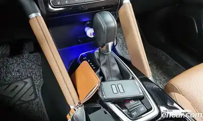 Renault QM6 2022 2.0 гидро в Москве № 937351, миниатюра 9