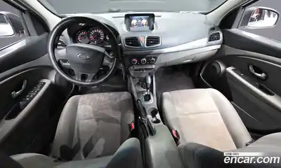 Renault SM3 2011 1.6 гидро в Москве № 937477, миниатюра 7