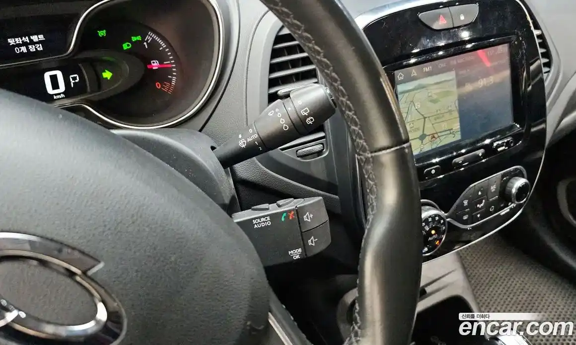 Renault QM3 2018 1.5 гидро в Москве № 937530, фото 19